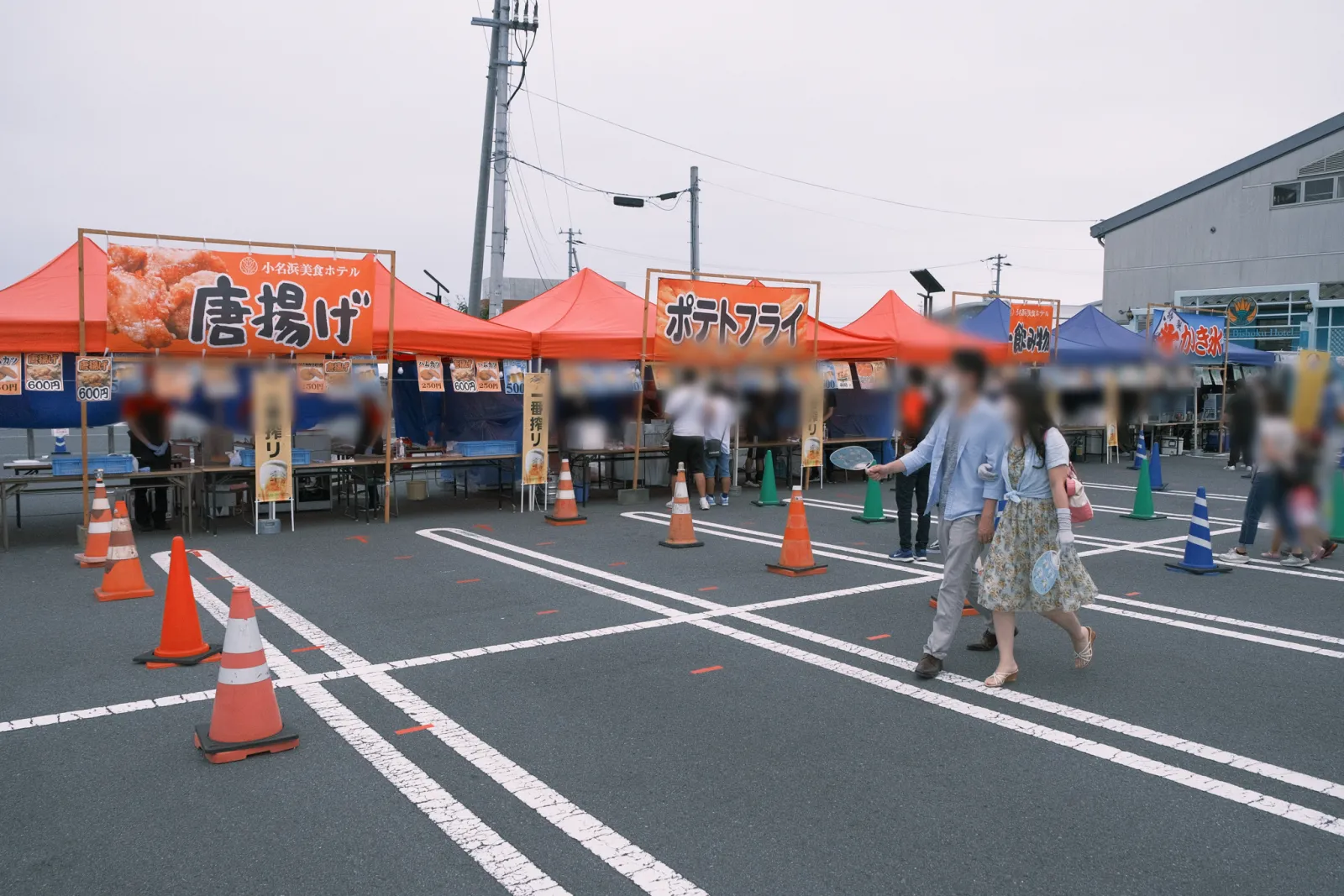 いわき花火大会の夕方早めの露店エリアと飲食ブース